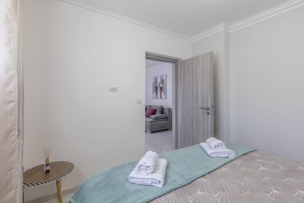 Royal Rose Gold Apartment Vodice Ngoại thất bức ảnh
